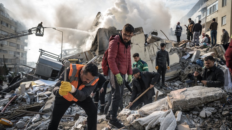 Turkish rescue workers