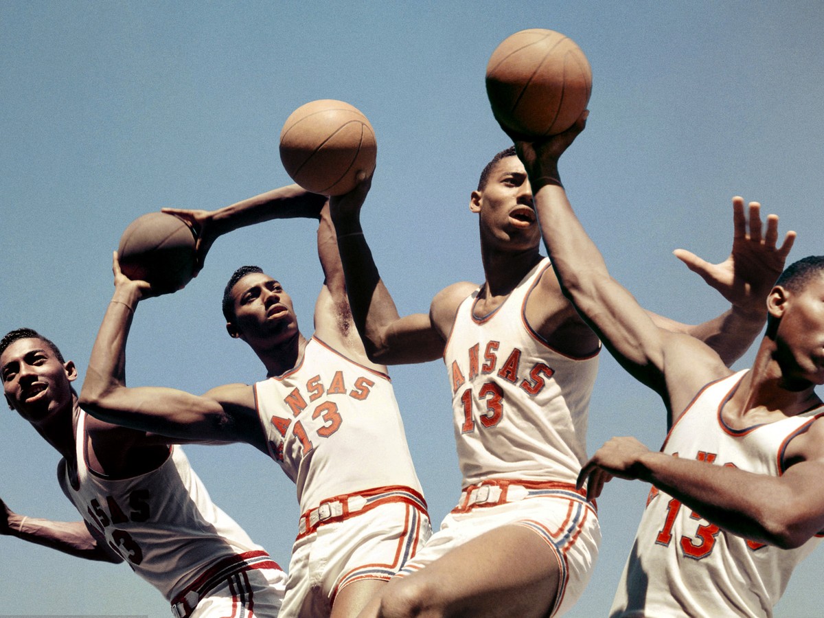 Measuring Up to Wilt Chamberlain May Take More Than Stats - The
