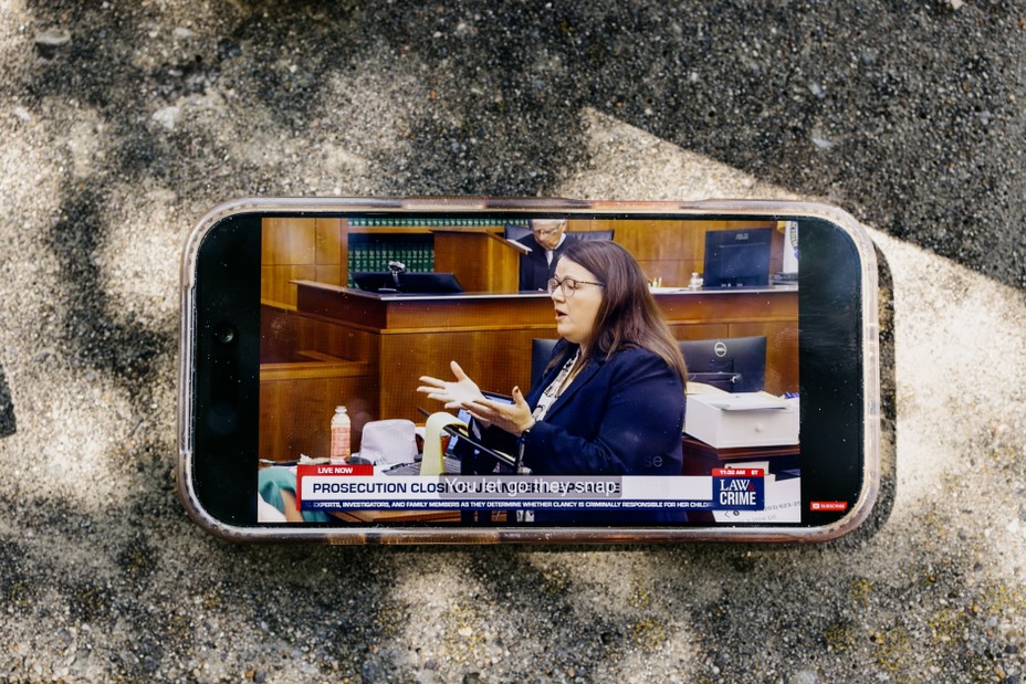 Picture of closing arguments in the Lindsay Clancy trial viewed on a phone outside Plymouth Superior Court.