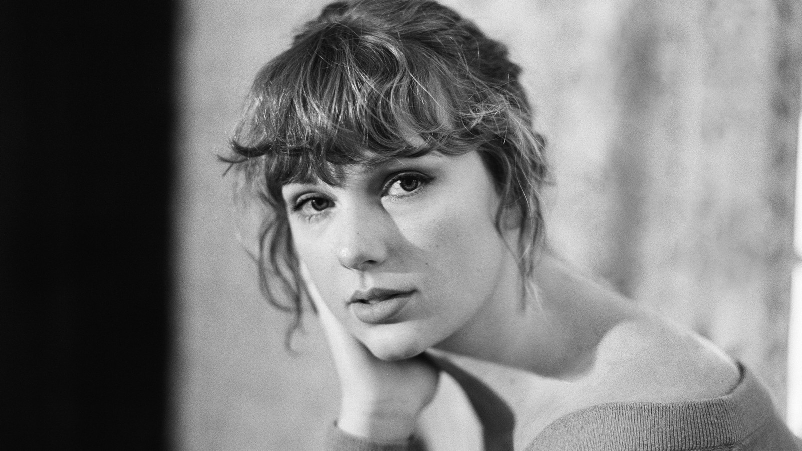 Taylor Swift S Evermore Feels Like A Rough Draft The Atlantic