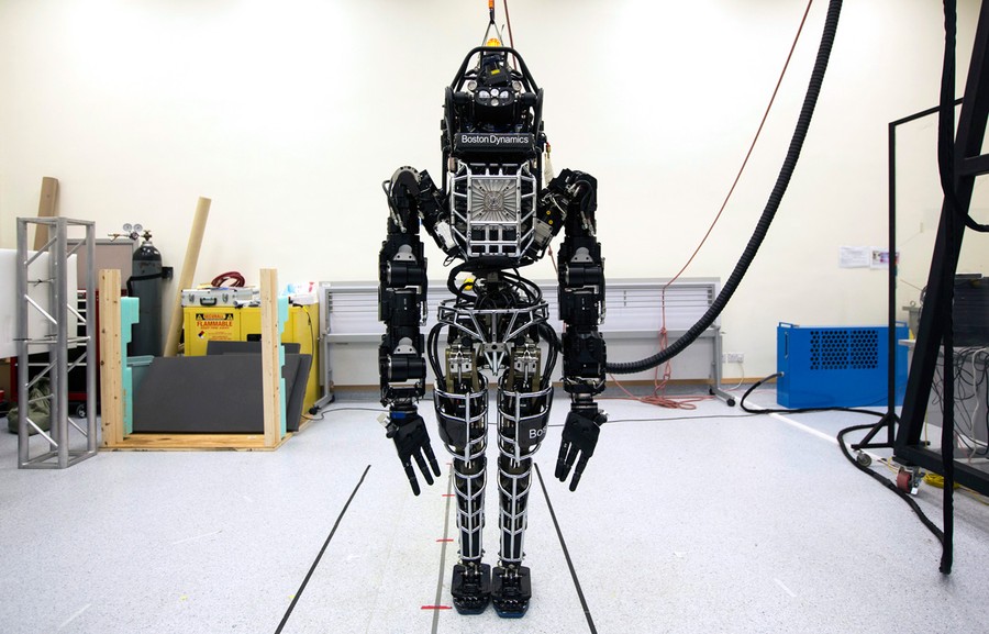 Robots at and Play - The Atlantic