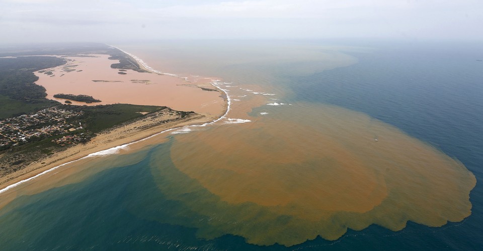 Red Sludge From Brazilian Dam Collapse Reaches the Atlantic - The Atlantic