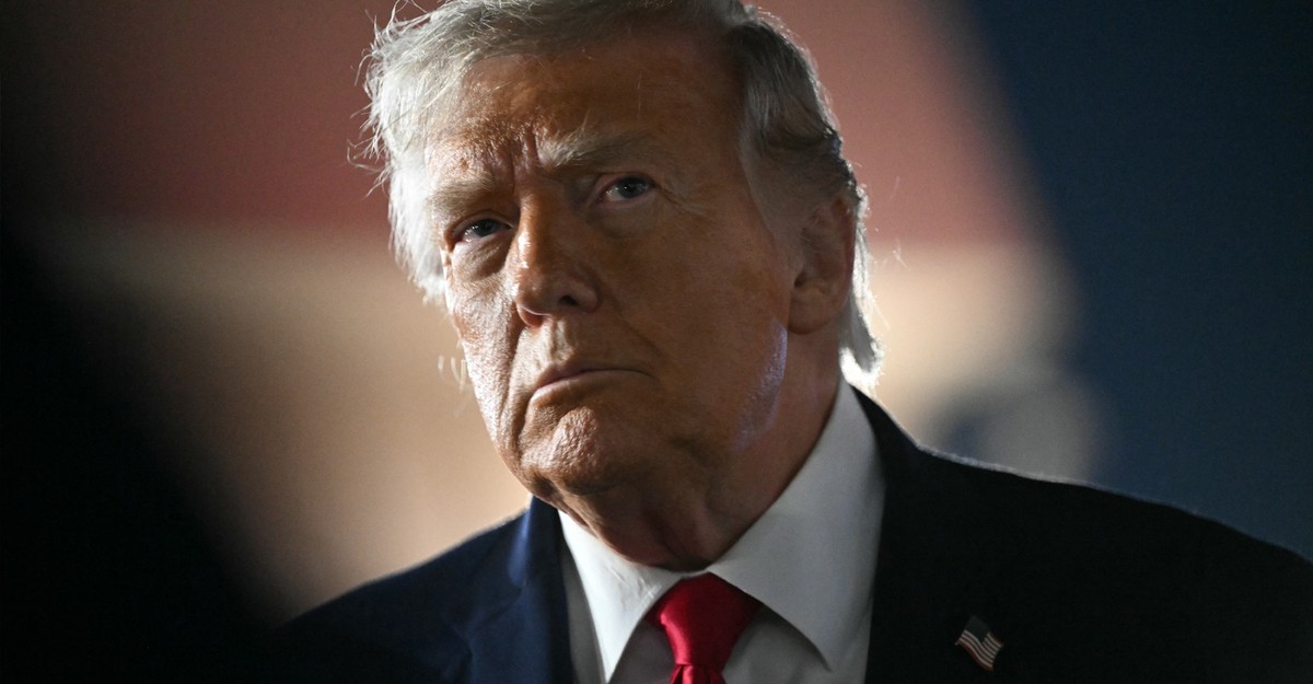 https://cdn.theatlantic.com/thumbor/37XCfbvhwWbTe9TSY0hydIbrjLU=/0x0:2000x1042/1200x625/media/img/mt/2026/06/2026_06_14_Trump_Celebrates_an_American_Surrender/original.jpg