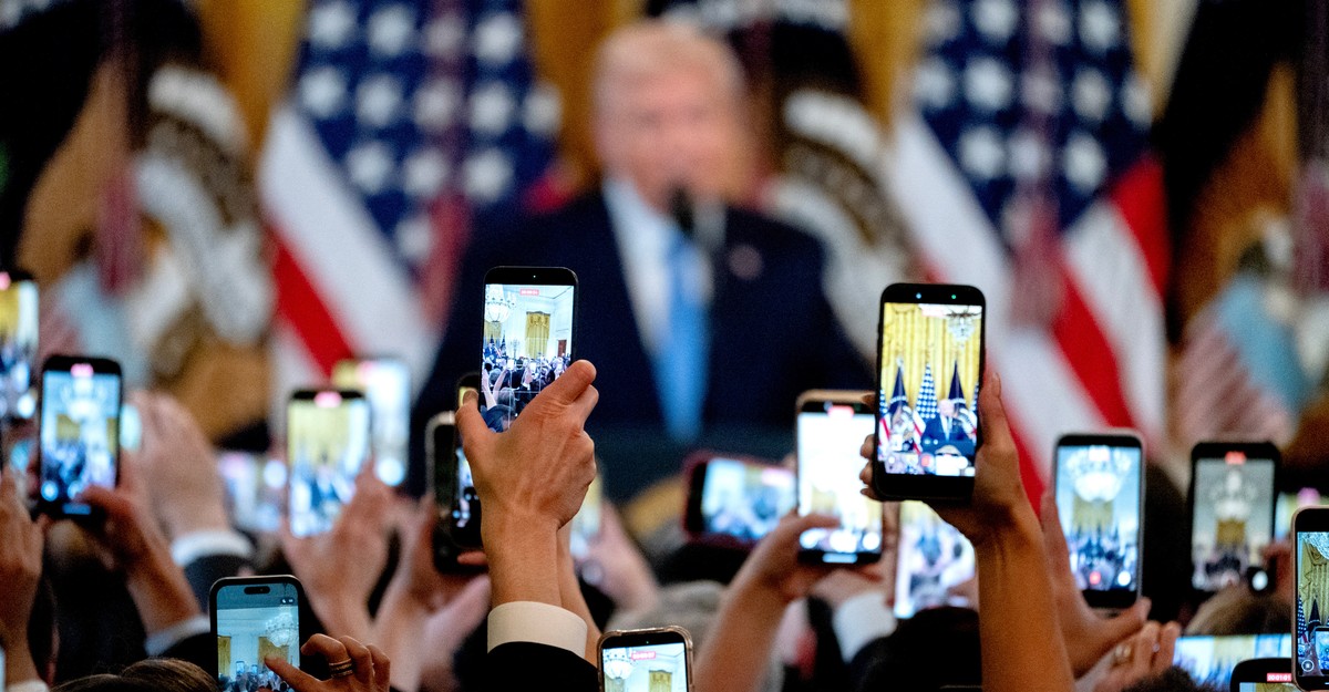 cdn.theatlantic.com image