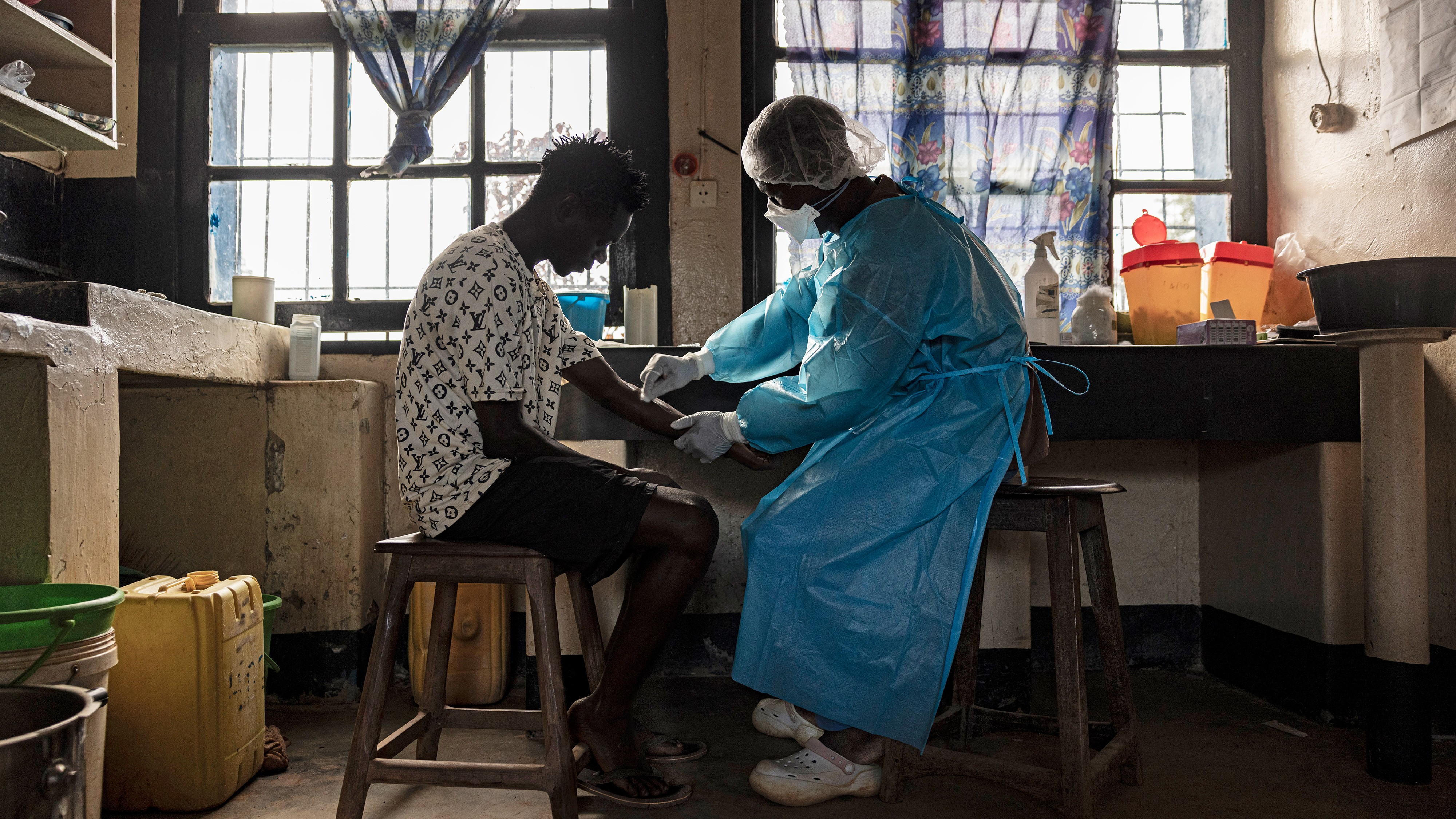 The U.S. Is Winging This Ebola Outbreak