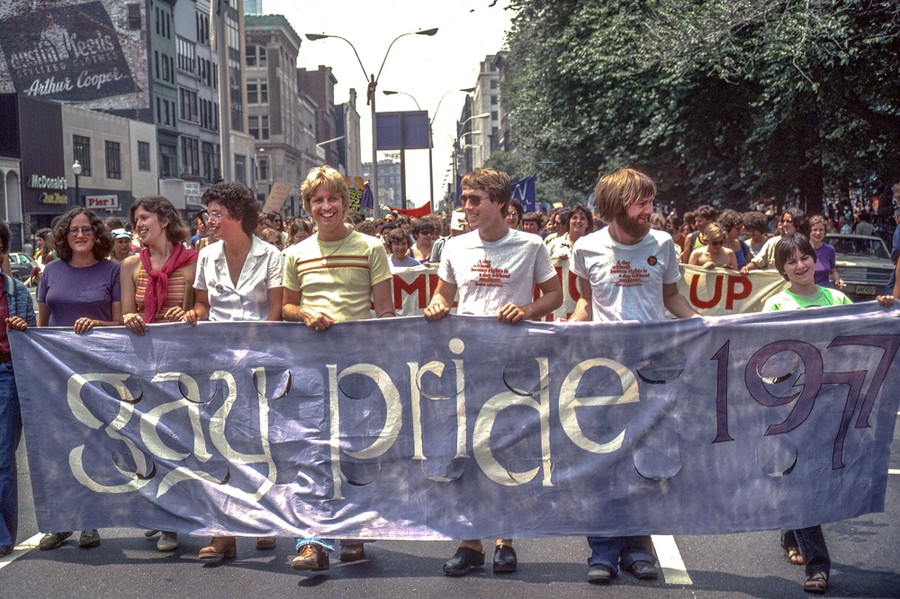 gay pride boston parade