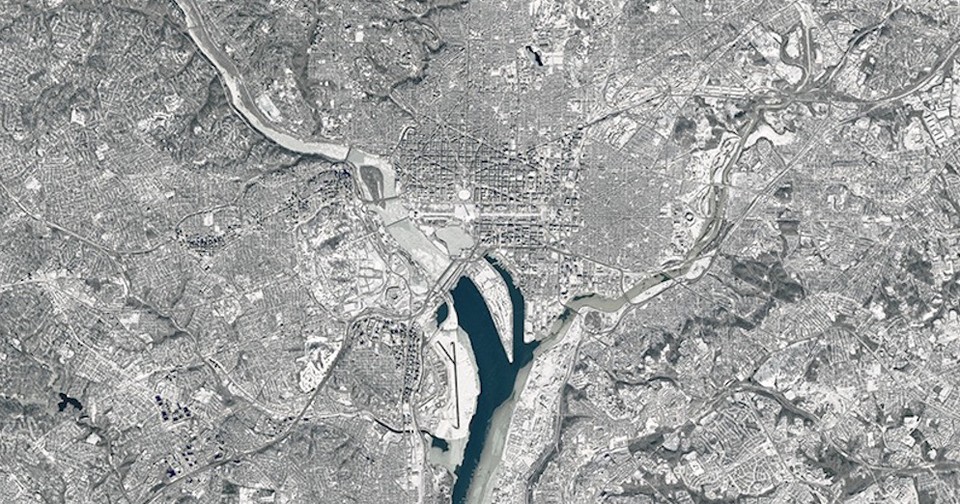What Washington, D.C. Looked Like From Space After the 2016 Blizzard ...