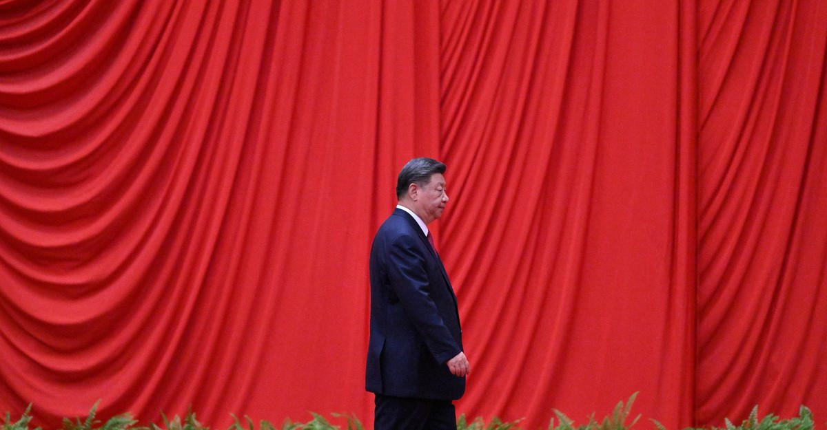 China Believes America Will Flame Out