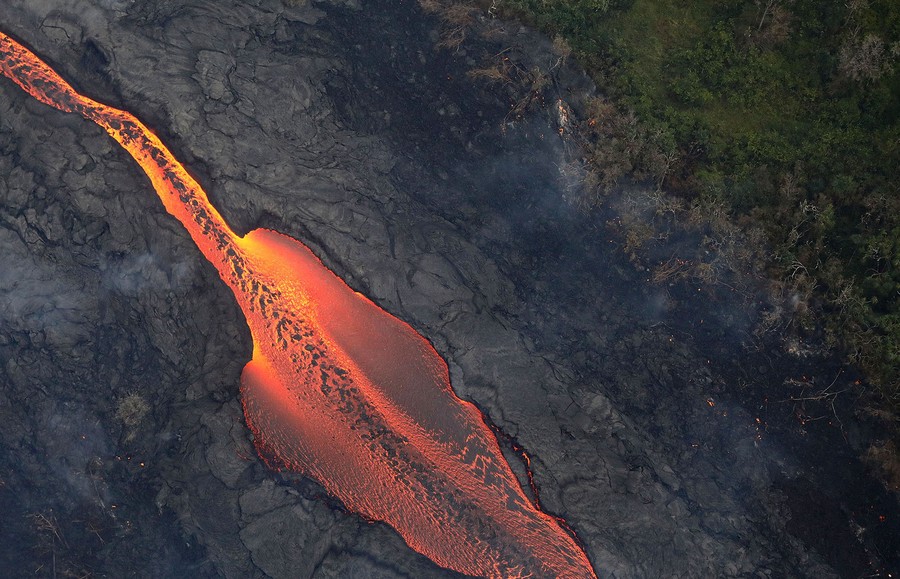 Photo Updates From Kilauea: The Lava Meets The Sea - The Atlantic