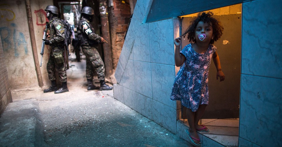 Army Troops Deployed in Rio Slum to Fight Drug Gang Violence - The Atlantic