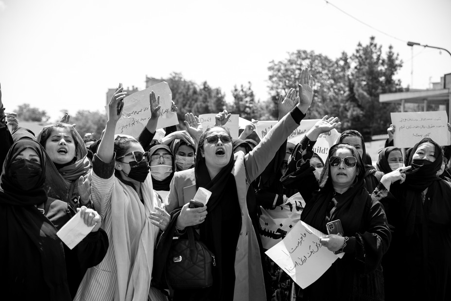 Picture of women at a rally in Kabul, Afghanistan