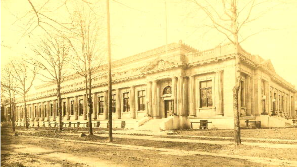Early 1900s image of the old Toledo Post Office