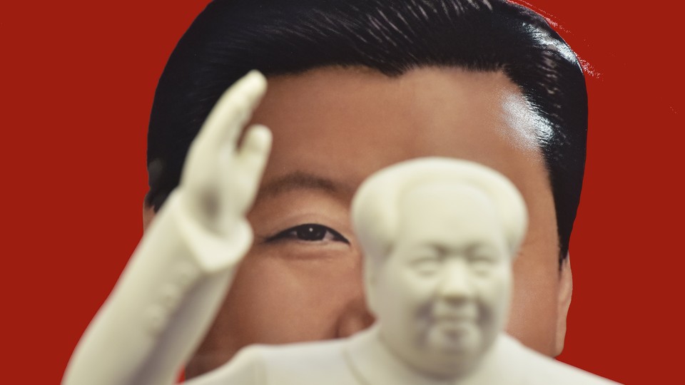 Xi Jinping plate portrait and Mao figurine