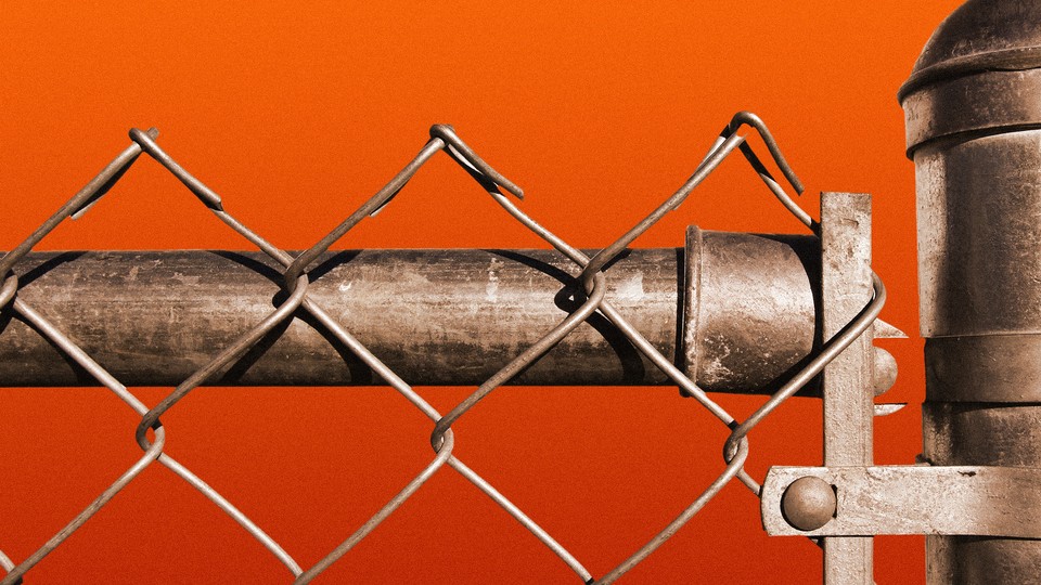 An illustration of a chain link fence