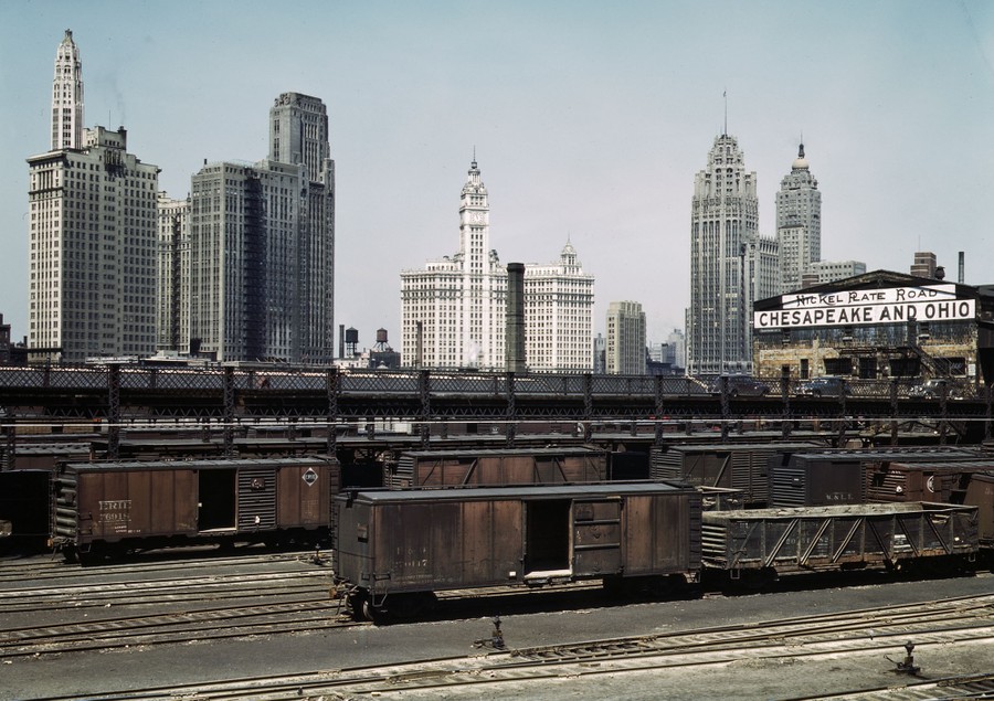 Pabst Beer Sign Chicago Railyards /& Skyline 1943 Historic Photo Print