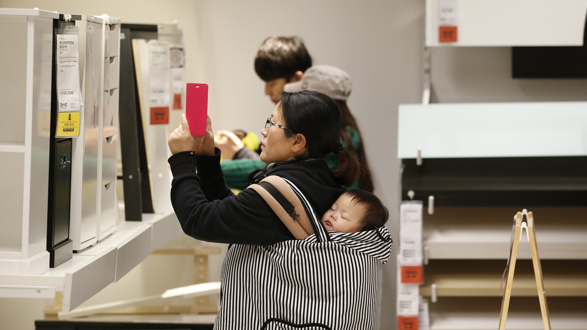 Ikea Will Give Hourly Workers Paid Leave The Atlantic