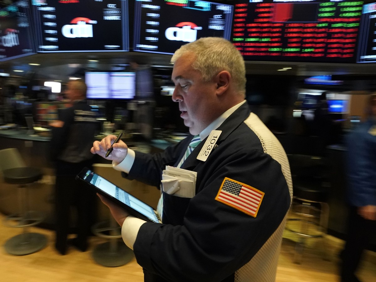 Don't Touch Your Stocks During the Coronavirus Crisis - The ...