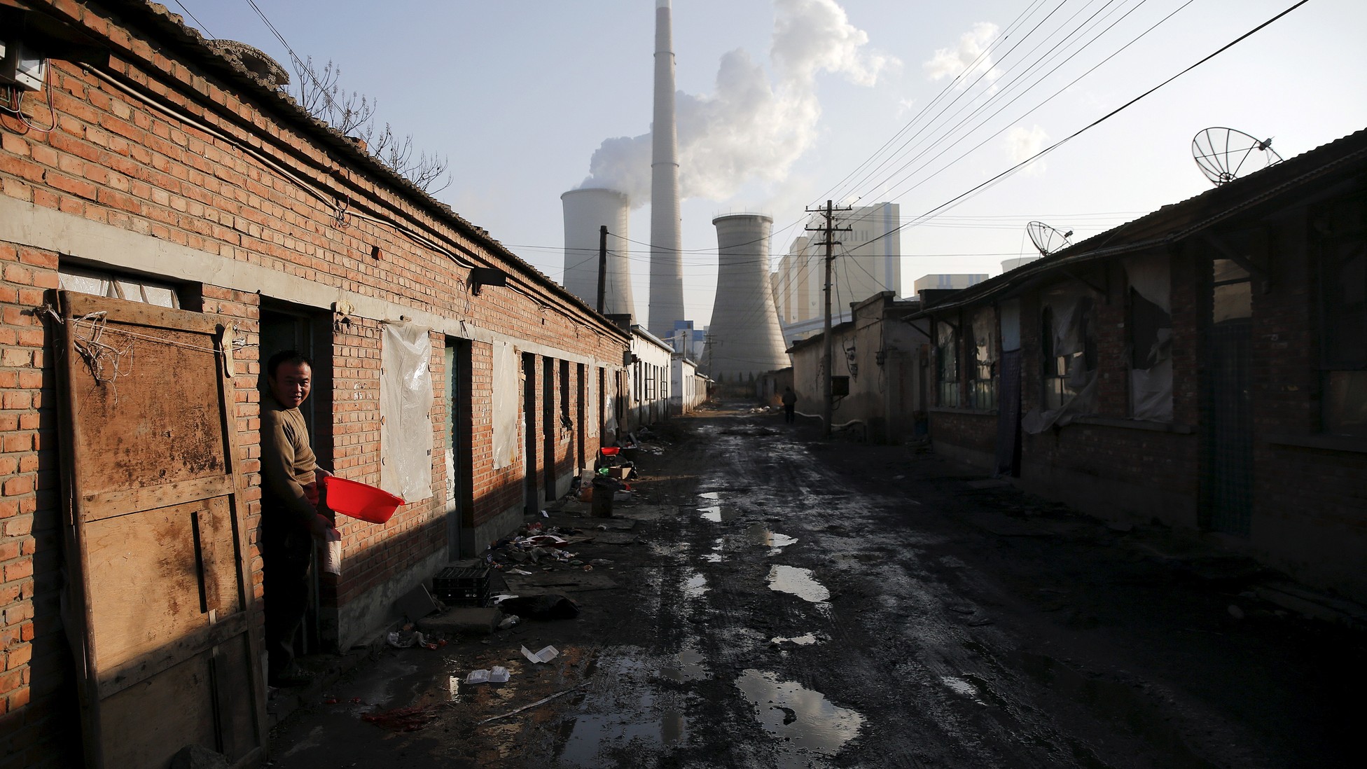 How Beijing’s New Residency System Favors the Elite - The Atlantic