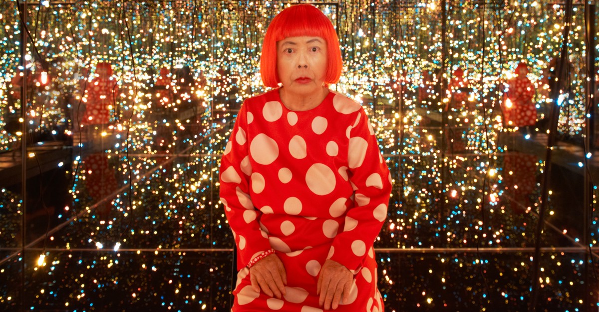 “Challenging the Boundaries: Yayoi Kusama’s Infinity Art Examined”