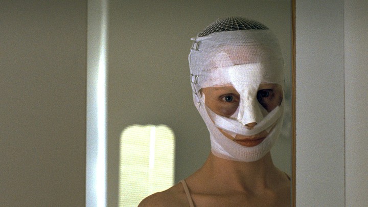 watch goodnight mommy