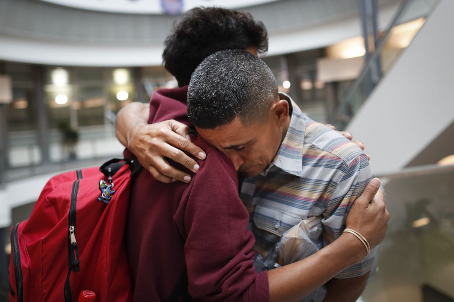 Photos: The Agonizing Realities of Family Reunification - The Atlantic