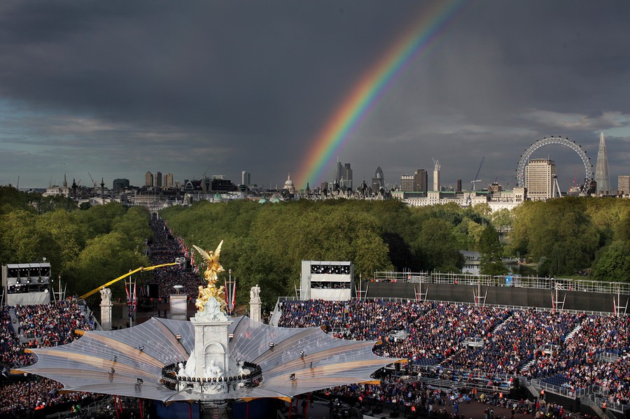 Queen Elizabeth's Diamond Jubilee - The Atlantic