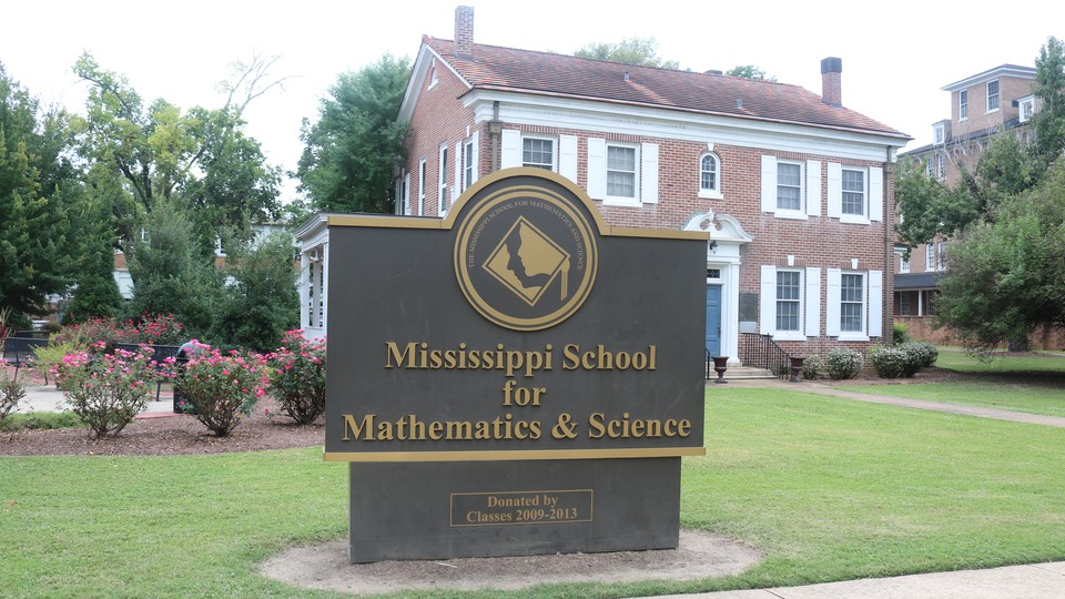 A building of the Mississippi School for Mathematics and Science