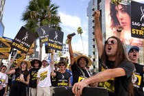 Striking SAG-AFTRA members