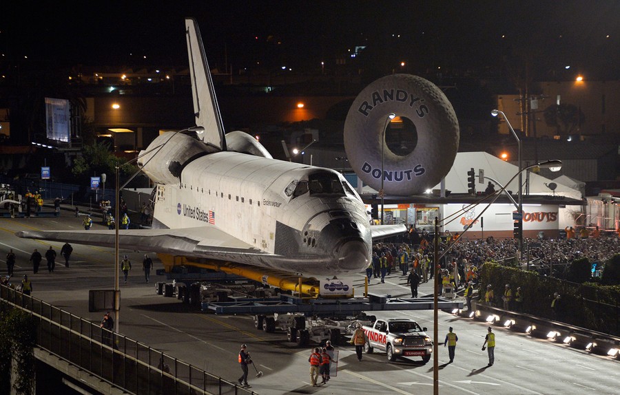 moving space shuttle