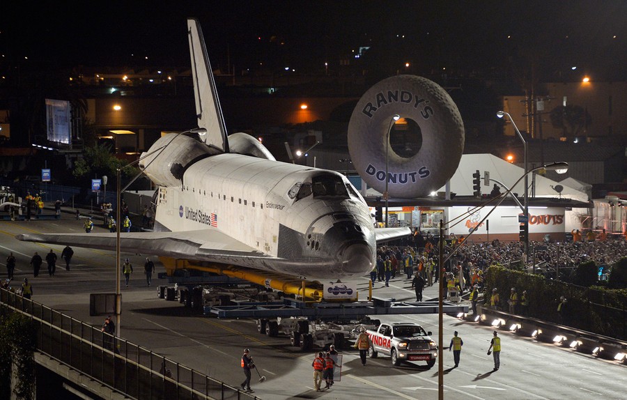 A Space Shuttle on the Streets of Los Angeles - The Atlantic