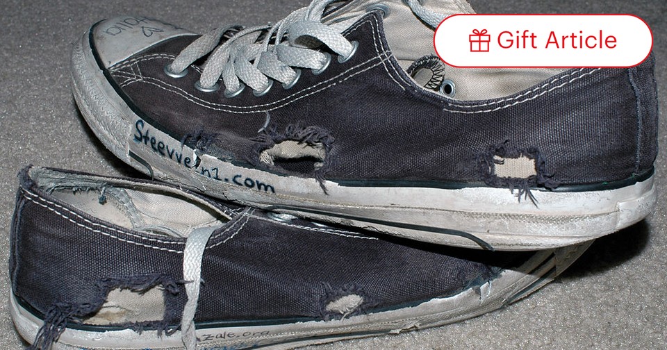 Converse skate battle top