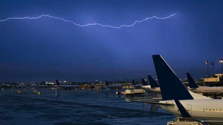 theatlantic.com - Nicholas Florko - Prepare for Airplane Purgatory