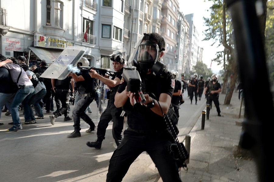 riot police retake istanbul s taksim