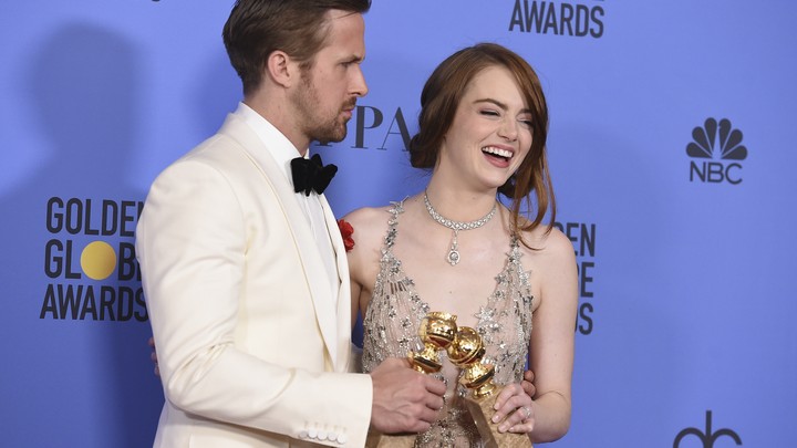 La La Land on X: Here's to the fools who dream. ❤️ Emma Stone wins  @TheAcademy Award for Best Actress for #LALALAND! #Oscars   / X