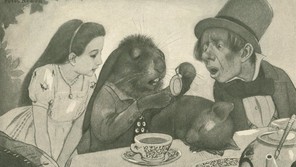 Illustration of a young girl, a hare, and a man in a top hat staring at a pocket watch as they sit at a table set for tea