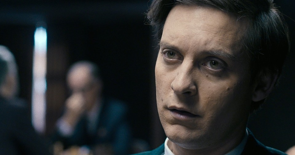 Confira Tobey Maguire como o enxadrista Bobby Fischer em featurette de PAWN  SACRIFICE