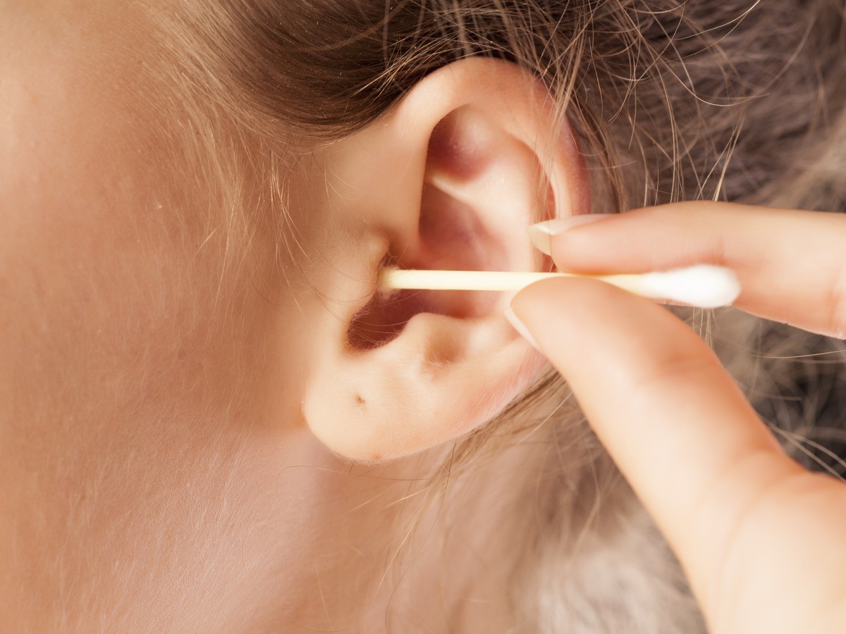 Is It Safe to Use Q-tips in the Ear? Facts and Tips