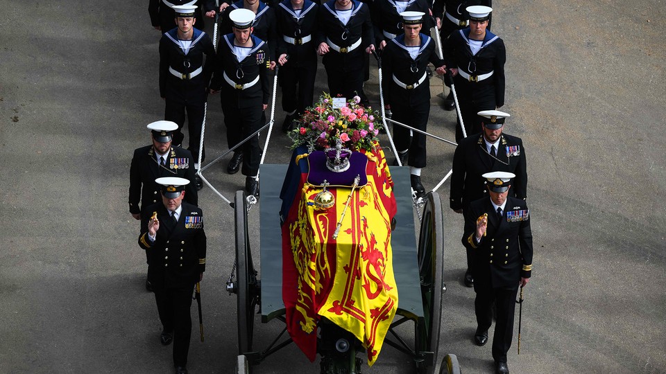 Queen Elizabeth's coffin in a procession