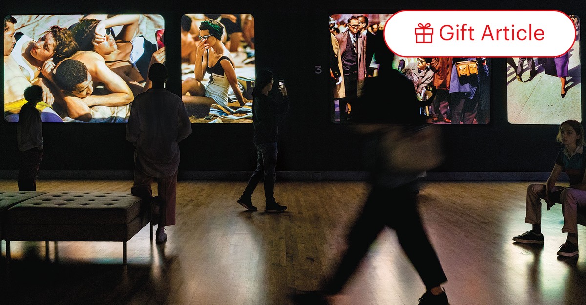 Garry Winogrand's Stunning Scenes at the Brooklyn Museum - The