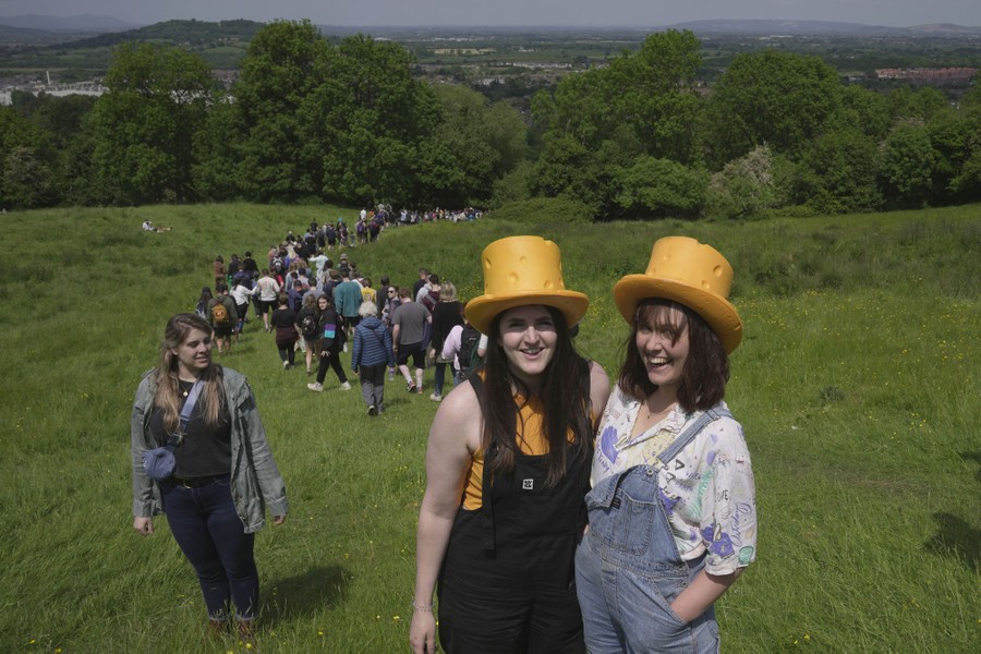 Photos: Cheese-Rolling Returns to Cooper's Hill - The Atlantic