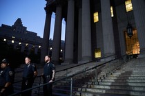 New York State Court officers outside the New York State Supreme Court Building