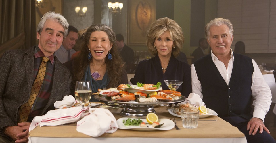 Review: Netflix #39 s #39 Grace and Frankie #39 Reinvents the Divorce Comedy