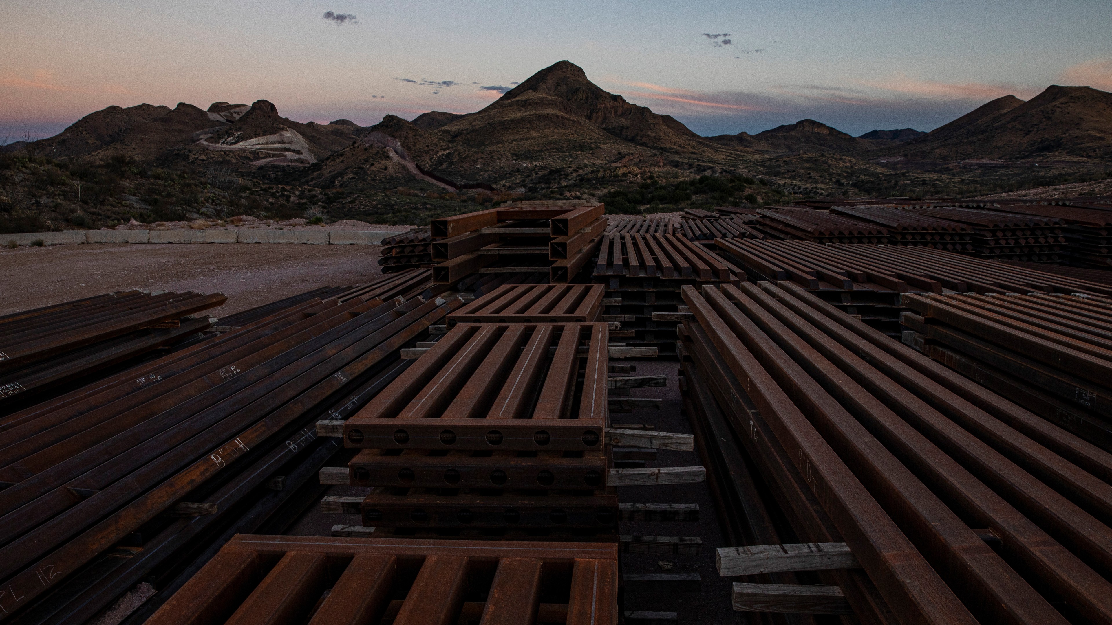 Trump’s Big Border Wall Is Now a Pile of Rusting Steel - The Atlantic