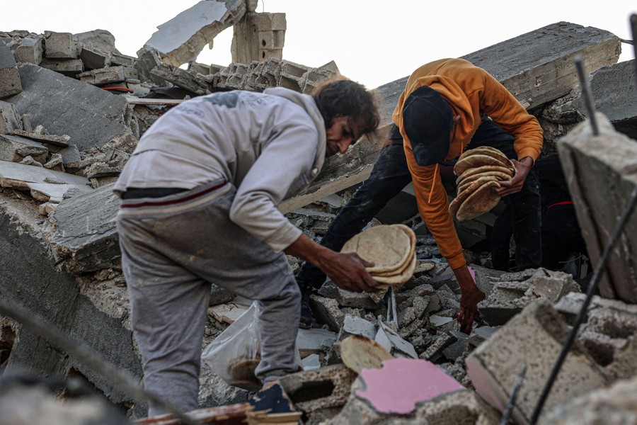 Photos: Gaza On The Brink Of Famine - The Atlantic