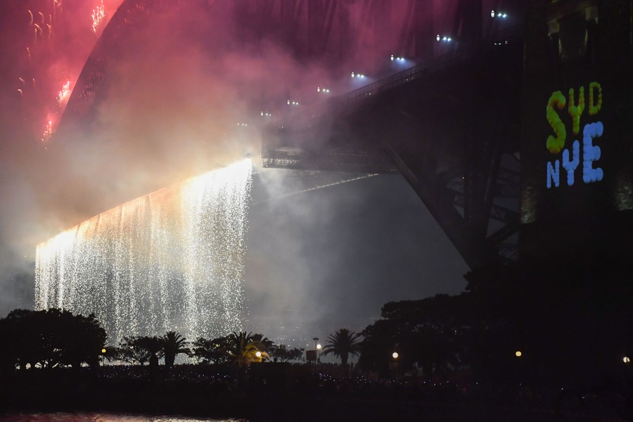 Photos: 2020 New Year’s Celebrations Around the World - The Atlantic