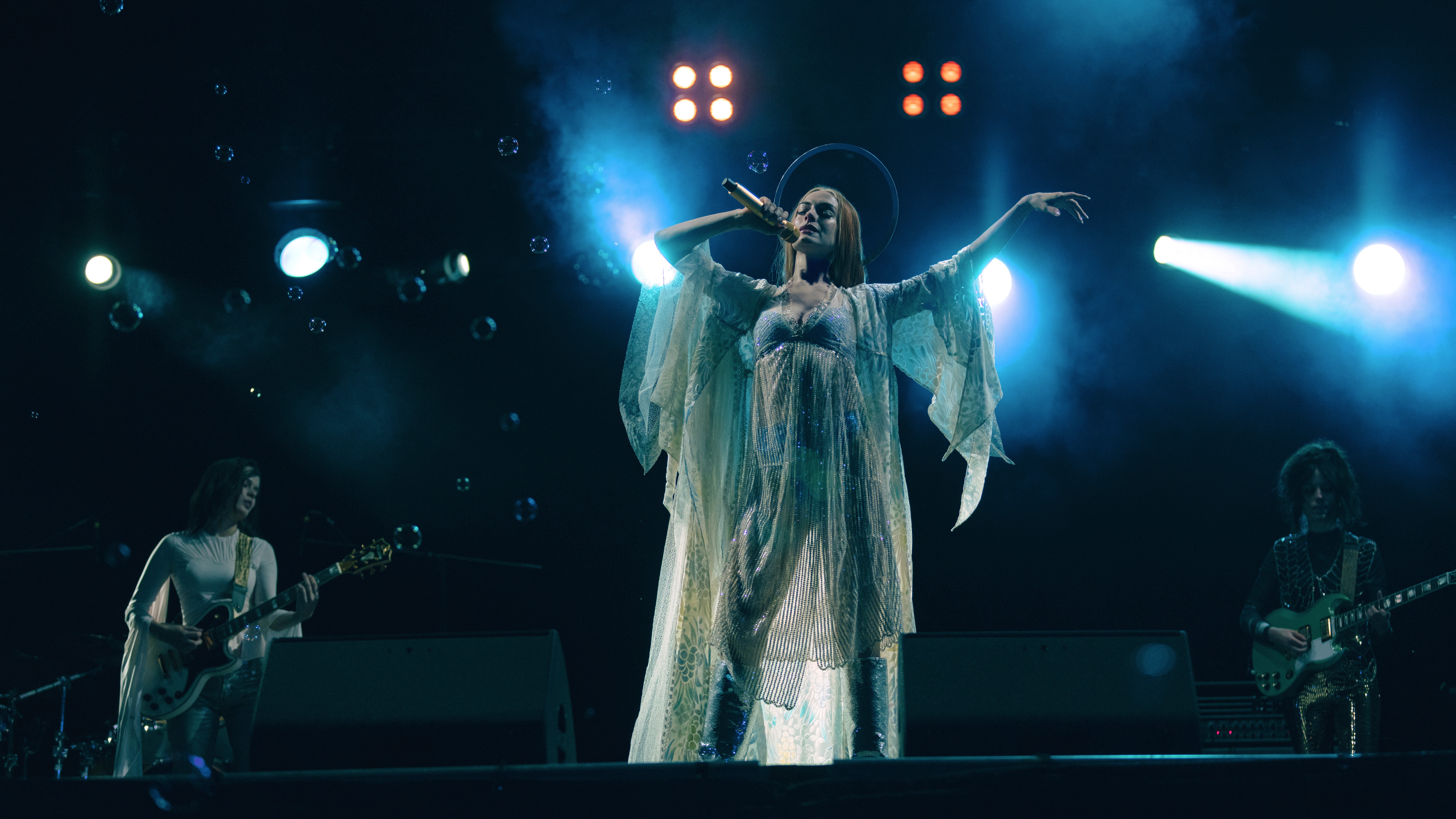 A Beguiling Film About the Downsides of Pop Stardom