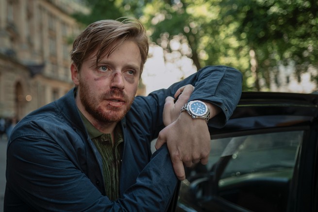 Jack Lowden on “Slow Horses”