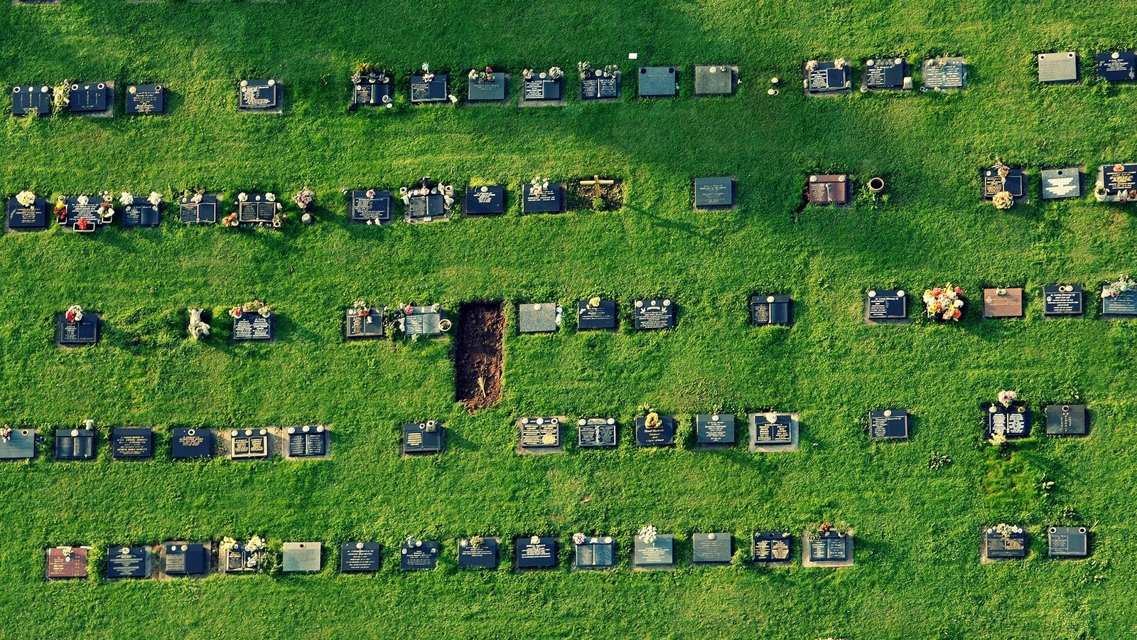 Shopping for Secondhand Graves on Craigslist - The Atlantic