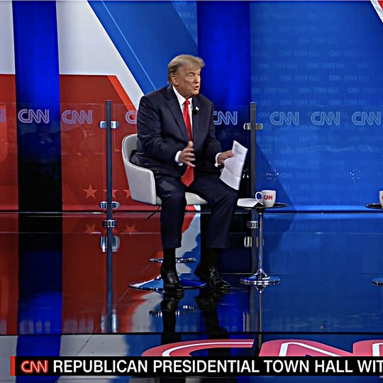 CNN Renews the Trump Show The Atlantic