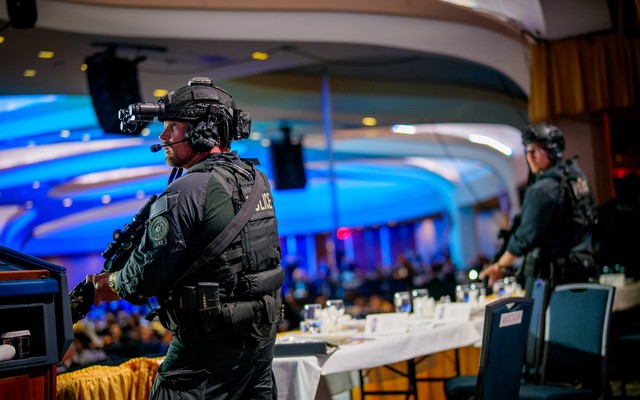 armed police at the White House Correspondents' Dinner